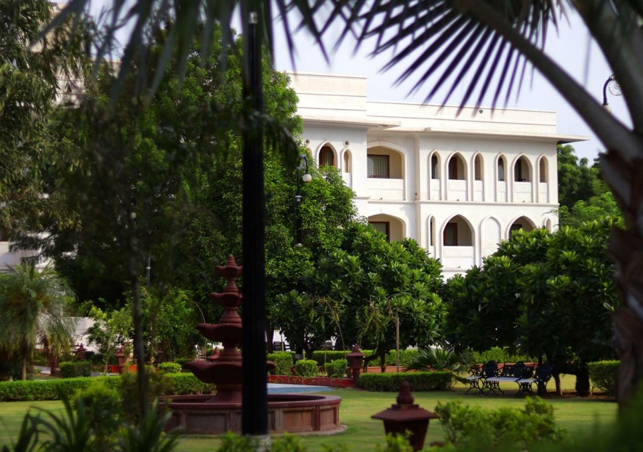 Maharaja Ganga Mahal Otel Bikaner Dış mekan fotoğraf