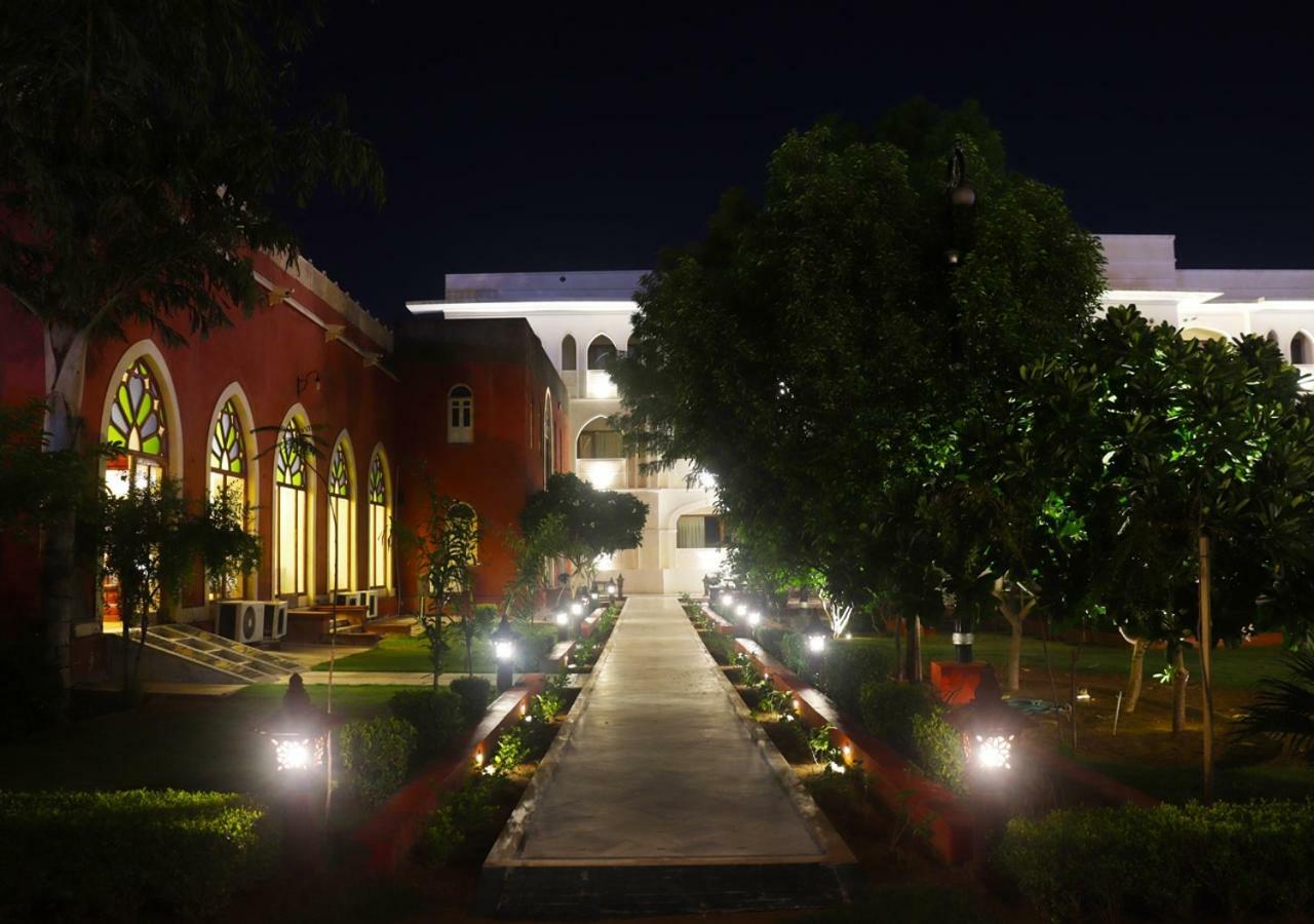 Maharaja Ganga Mahal Otel Bikaner Dış mekan fotoğraf